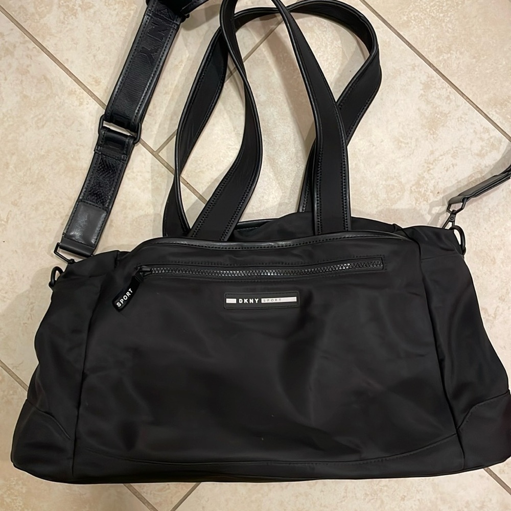 DKNY sport weekender